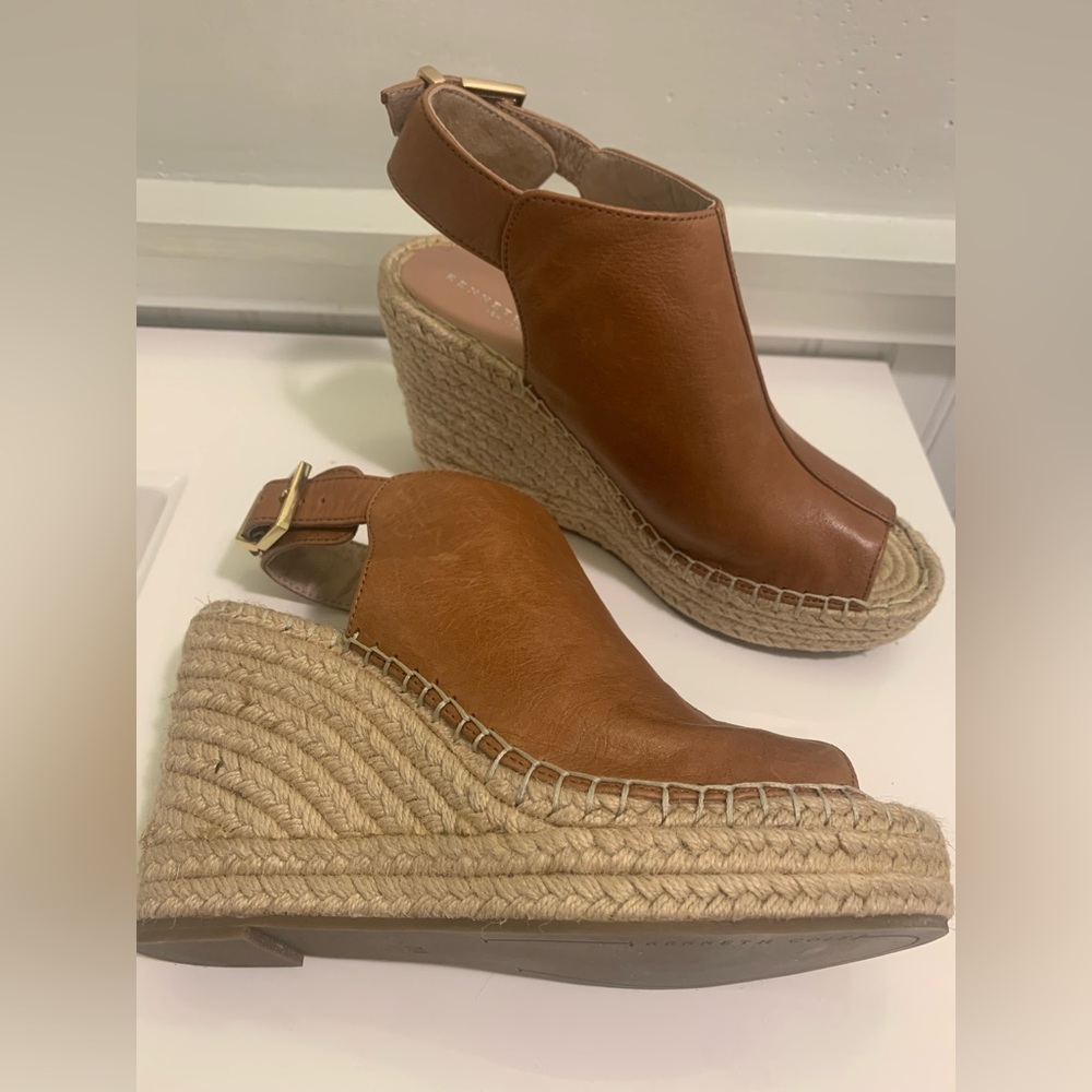 Like New Kenneth Cole Olivia Brown Leather Espadrille Wedg…